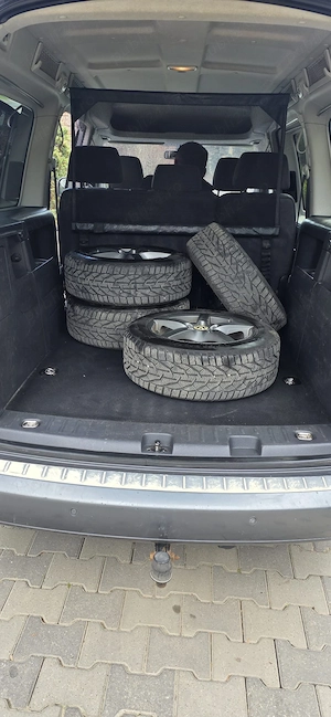 Volkswagen Caddy Maxi 2.0 TDI DSG 4x4 (4Motion)  - imagine 6