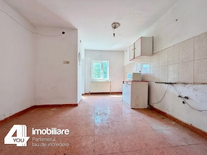 Casă în Chișineu Criș str.Nufarului ,cu teren 2114 mp, fs.37 ml  - imagine 6