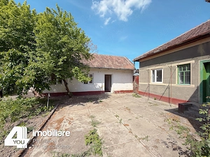 Casă în Chișineu Criș str.Nufarului ,cu teren 2114 mp, fs.37 ml  - imagine 3