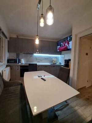 Apartament 3 camere zona Dristor - RM Sarat