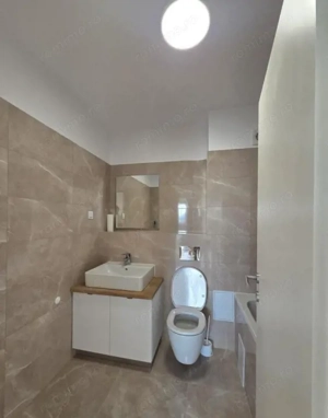 Apartament de 3 camere ( Vedere Panoramica )-Tractorul - imagine 6