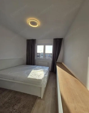 Apartament de 3 camere ( Vedere Panoramica )-Tractorul - imagine 4