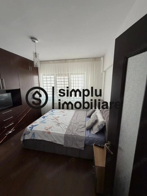 2 decomandate, etaj 2 / 4, centrala, 1 Mai - 125 000 Euro - imagine 2