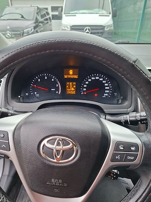 toyota avensis - imagine 2