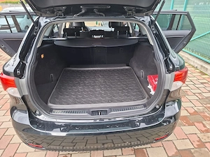 toyota avensis - imagine 5