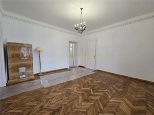 Birou superb renovat in Centrul Istoric Brasov - imagine 15