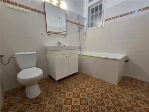 Birou superb renovat in Centrul Istoric Brasov - imagine 14