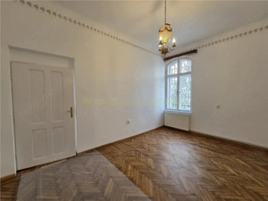 Birou superb renovat in Centrul Istoric Brasov - imagine 19
