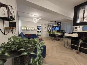 Apartament cu amenajare designer de vanzare in Green Valley Noua - imagine 3