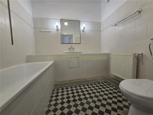 Birou superb renovat in Centrul Istoric Brasov - imagine 12