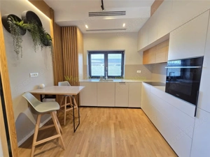 Otopeni, vila moderna 5 camere - imagine 19