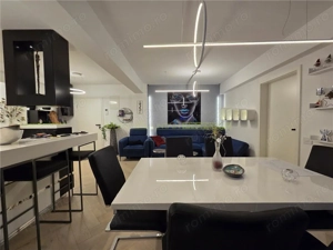 Apartament cu amenajare designer de vanzare in Green Valley Noua - imagine 7