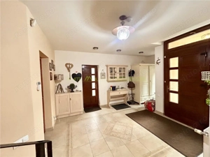 Vila spatioasa de inchiriat – 11 camere – Centrul Civic, Brasov | Ideala locuinta sau birouri - imagine 13