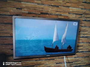 TV Philips foarte bun