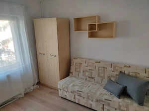 Oferta Zilei,110 E,Doar pt 1 fata Colega Apartament 3 camere,cu alte 2 Fete