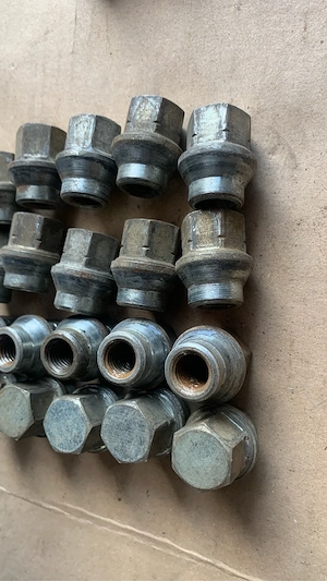 set piulite roata feroza - imagine 3