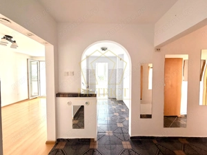 Apartament decomandat cu 3 camere | Calea Sagului