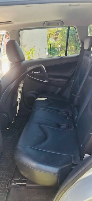 Toyota RAV4 4x4 2.2 Diesel Automată 2010   Înmatriculată RO - imagine 5