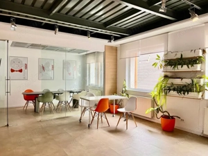 Vilă modernă de vânzare – Birouri | Rezidențial | Comercial