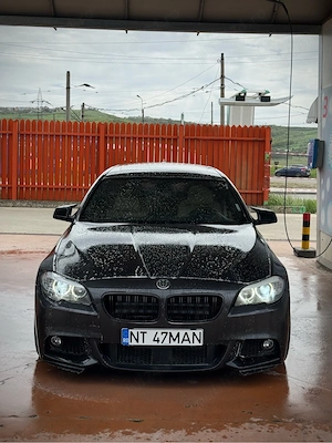 BMW F11 3.0d M Pack de fabrica