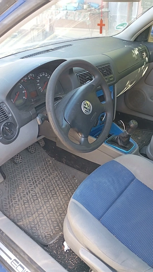 Vând golf 4 1,4 16 V 2001 pt dezmembrat - imagine 3