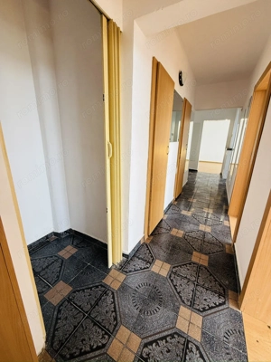 Calea Șagului | 3 camere | Decomandat | Bloc izolat | View superb - imagine 16