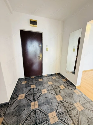 Calea Șagului | 3 camere | Decomandat | Bloc izolat | View superb - imagine 8