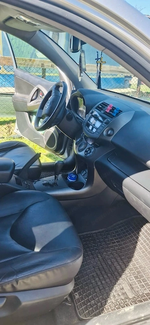Toyota RAV4 4x4 2.2 Diesel Automată 2010   Înmatriculată RO - imagine 4