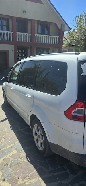 Vând Ford Galaxy  - imagine 4