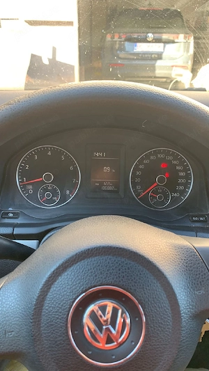 Vand VW Jetta - imagine 6