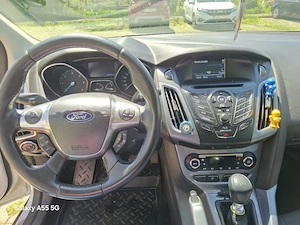 Ford Focus Titanium  - imagine 9