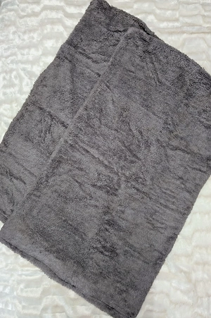 Răsfăț Suprem: Set Lenjerie Pat King Cocolino   Textură  Cloud-Soft  Gri Inchis