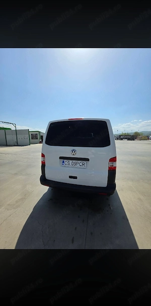 Vând microbuz Volkswagen T5 - imagine 2