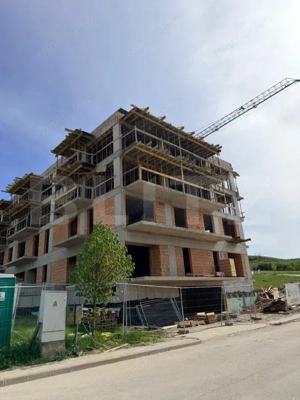 Apartament 3 camere, etajul 1, 2 bai, 2 balcoane, Terra Oasului