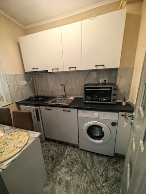 Închiriez garsoniera - imagine 2