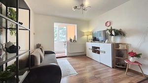 Apartament cu 2 camere + beci, Codrul Cosminului.