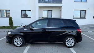Vând Mercedes Benz B Class - imagine 2