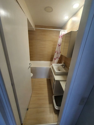 Vand 2 Camere Cosmopolis, direct proprietar