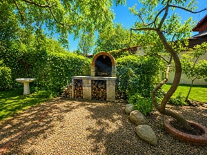 Casă spațioasă, complet renovată – StrMircea cel Bătrân nr. 151 - imagine 5