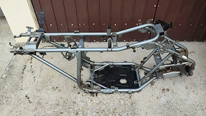 Vând cadru atv aeon goes 220, și piese atv kxd pro lemon 125