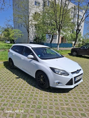 Ford Focus Titanium  - imagine 2