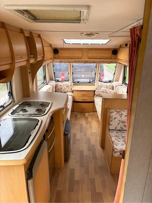 Rulotă Pegeant Loire înmatriculată în Romania perfectă pentru tine - imagine 2