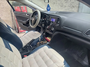 Renaul Megane Diesel 2018 - imagine 4