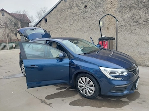 Renaul Megane Diesel 2018 - imagine 5