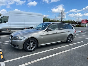 Bmw e91 320d 2011 - imagine 4