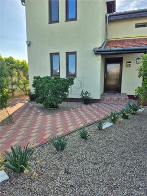 DUPLEX 5 CAMERE - ZONA LINISTITA - TOATE UTILITATILE - GATA DE MUTAT - imagine 3
