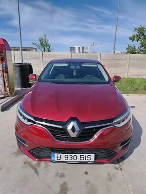 Se vinde Renault megane 4 sedan  - imagine 2