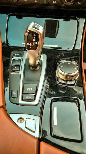 BMW 520d  2016 Individual Facelift   Full Piele Nappa - imagine 8