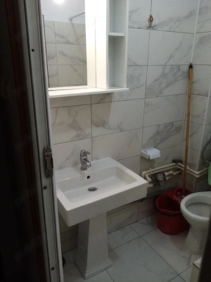 I închiriere garsoniera