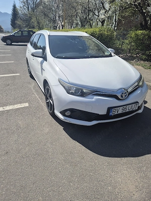 Toyota Auris Hybrid 2017 Automat | GPL | B - imagine 5